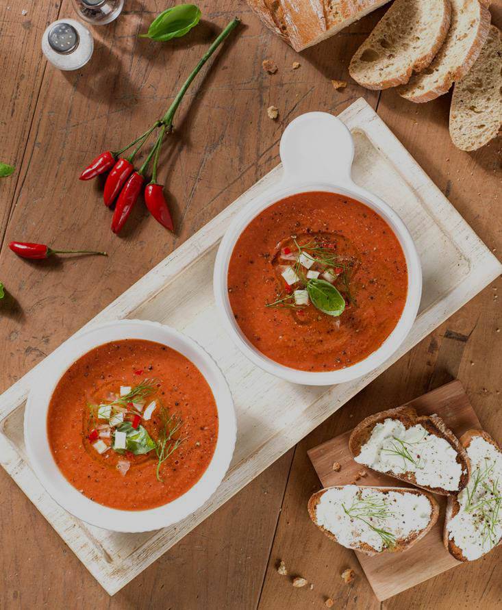 Tomaten-Fenchel-Gazpacho mit Ziegenkäse-Crostini | Pomito Germany