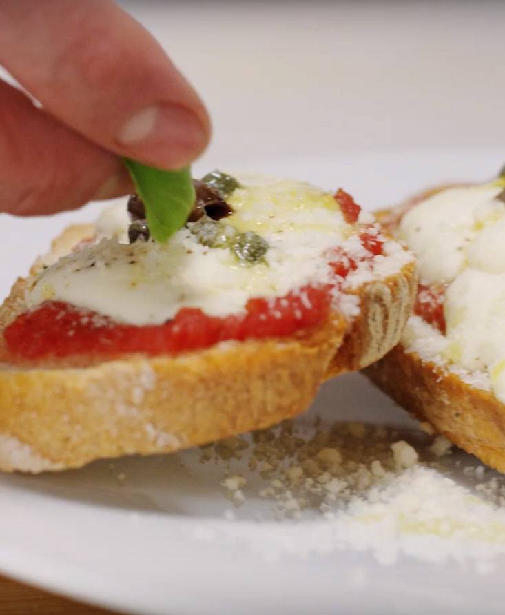 Scheiterhaufen mit Tomatensauce