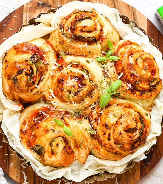 Pizzaschnecken Caprese