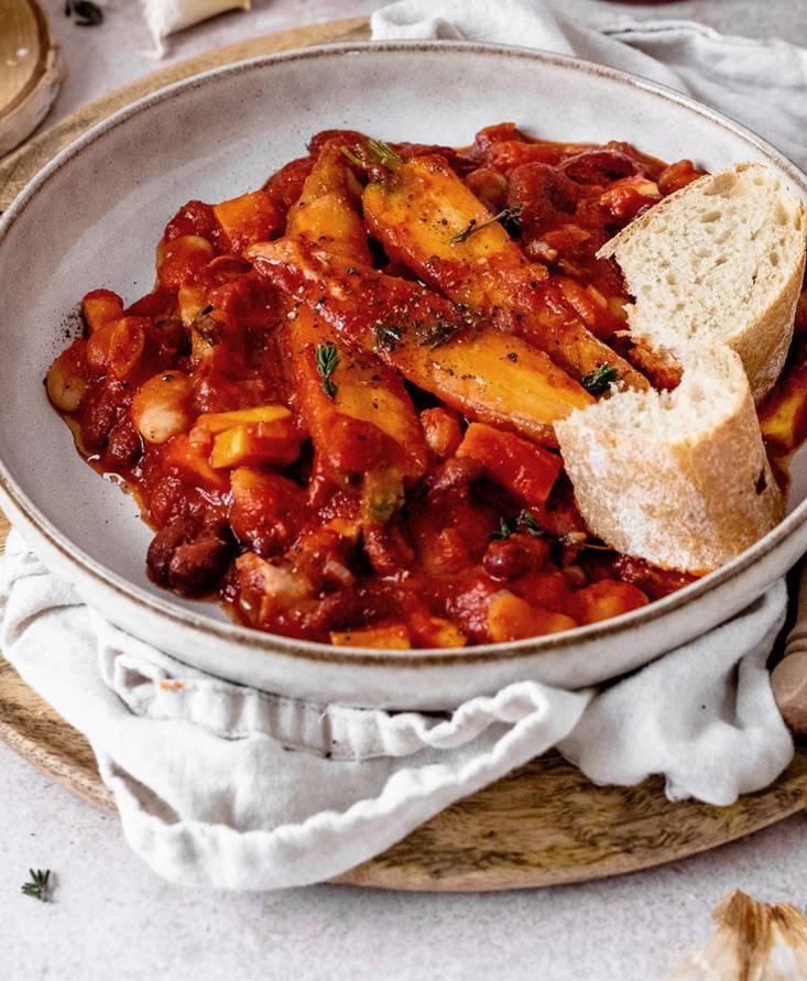 Vegetarische Cassoulet mit Schmorkarotten